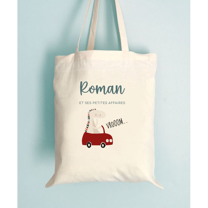Tote Bag Vehicule Enfant personnalisé Dinosaure en Voiture - Rentrée scolaire - Crèche - Maternelle - Sorties en Famille Tote Bag Vehicule Enfant personnalisé Dinosaure en Voiture - Rentrée scolaire - Crèche - Maternelle - Sorties en Famille